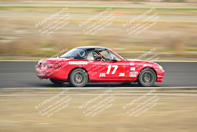 media/Jan-26-2025-CalClub SCCA (Sun) [[cfcea7df88]]/Group 4/Race/